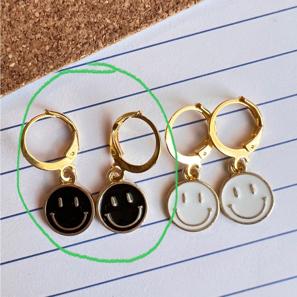Smiley Face Earrings - Black